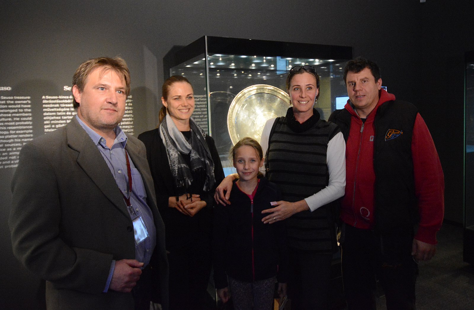 Vasárnap este megérkezett a 15.000. látogató a Seuso kiállításra